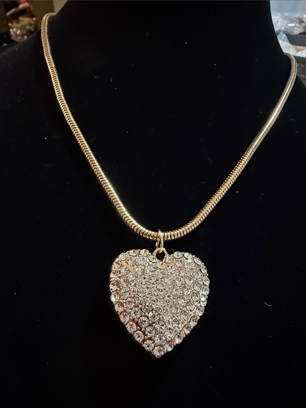 New Women’s 12.5” Gold Heart with Crystals Pendant Necklace snake chain
